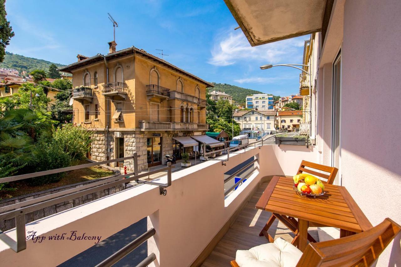Apartments Liana Опатія Екстер'єр фото
